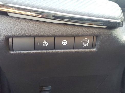 Certified 2025 Nissan Kicks SR w/ SR Premium Package FWD image 30
