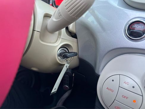 Used 2012 FIAT 500 Lounge w/ Luxury Leather Pkg image 27