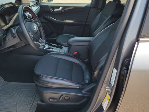 Certified 2024 Ford Escape ST-Line AWD/4WD image 6