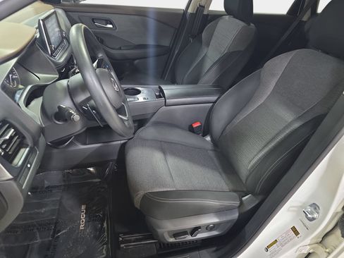 Used 2022 Nissan Rogue SV FWD image 14
