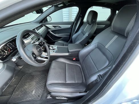 Certified 2024 Jaguar XF R-Dynamic SE image 16