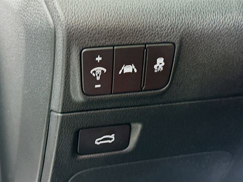 Used 2024 Kia K5 GT-Line w/ GT-Line Premium Package image 17