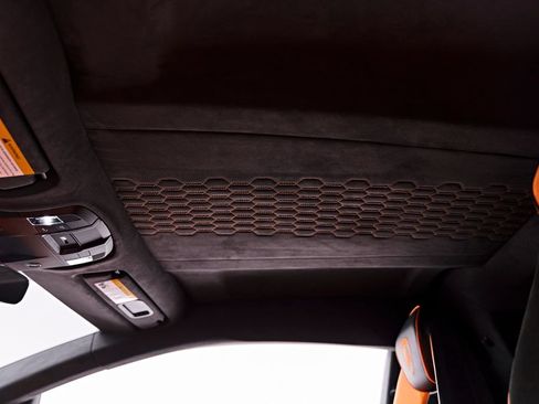 Used 2025 Lamborghini Revuelto AWD/4WD image 91