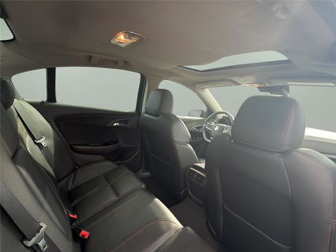 Used 2015 Chevrolet SS RWD image 22
