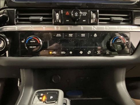 New 2026 Nissan Pathfinder SL FWD image 19