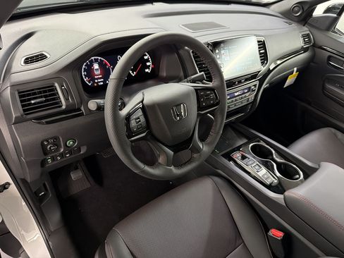 New 2026 Honda Ridgeline Black Edition image 4
