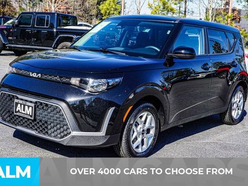 Used 2024 Kia Soul LX w/ Option Group 015 image 2