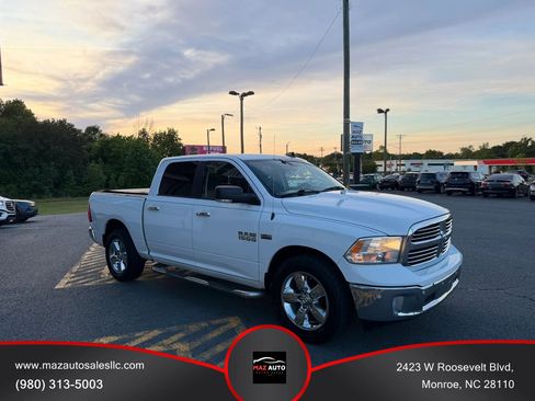 Used 2016 RAM 1500 Big Horn AWD/4WD image 3