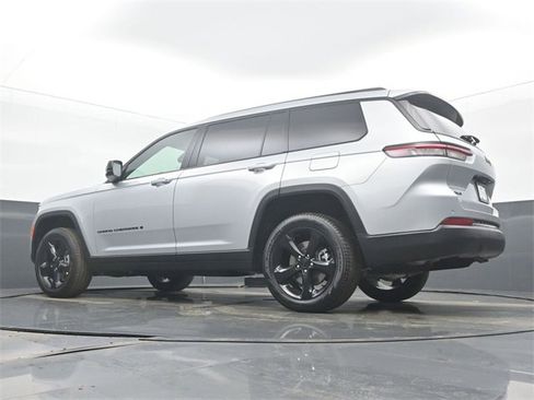 New 2025 Jeep Grand Cherokee L Limited image 50