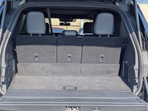 Used 2025 Ford Expedition Platinum w/ Stealth Performance Package image 9