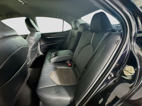 Used 2020 Toyota Camry SE image 24