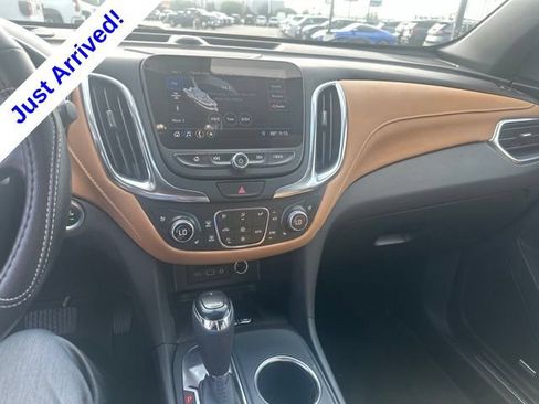 Used 2021 Chevrolet Equinox Premier FWD image 12