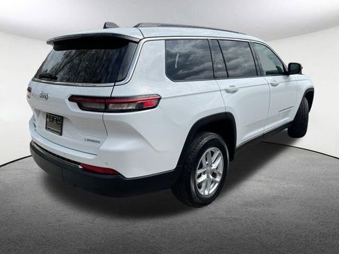 Used 2025 Jeep Grand Cherokee L Laredo AWD/4WD image 15