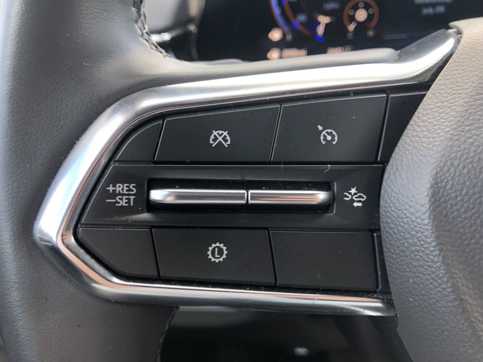Used 2025 Chevrolet Tahoe LS AWD/4WD image 22
