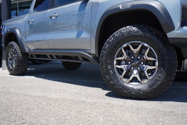 New 2026 Chevrolet Colorado ZR2 w/ Technology Package AWD/4WD image 10