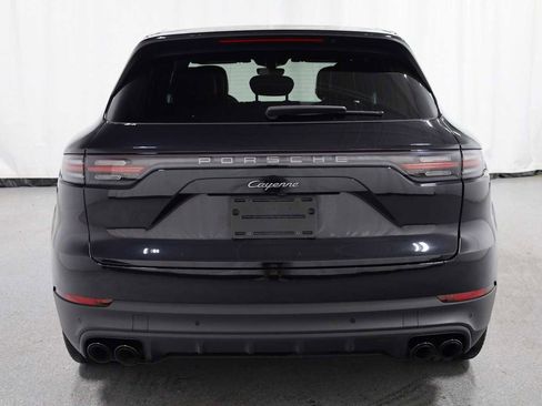 Used 2022 Porsche Cayenne image 7