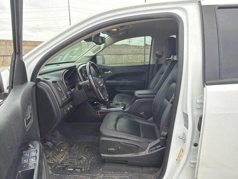 Used 2021 GMC Canyon AT4 w/ Driver Alert Package AWD/4WD image 6