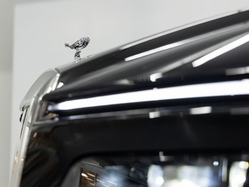 New 2026 Rolls-Royce Spectre image 14