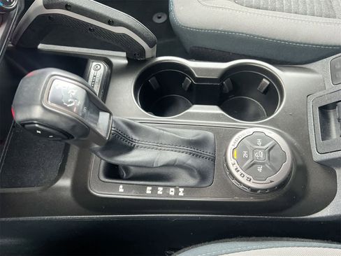 Used 2022 Ford Bronco Outer Banks image 32