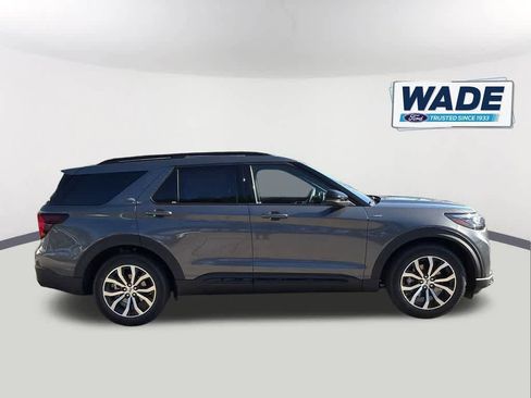 New 2026 Ford Explorer ST-Line RWD image 5