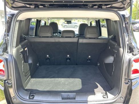 Used 2023 Jeep Renegade Limited AWD/4WD image 26