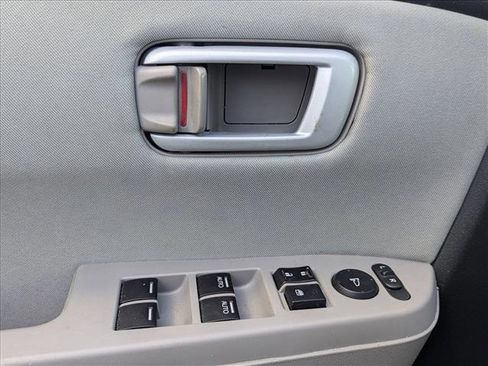 Used 2015 Honda Pilot SE image 13