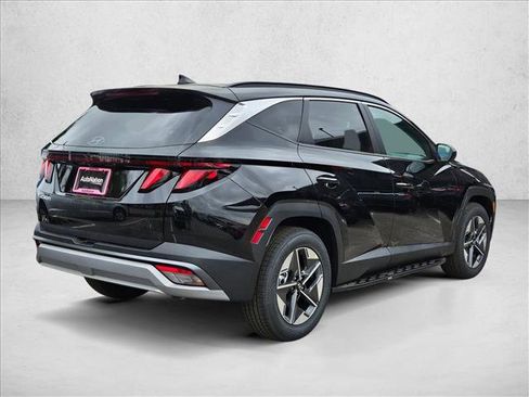 New 2026 Hyundai Tucson SEL FWD image 2