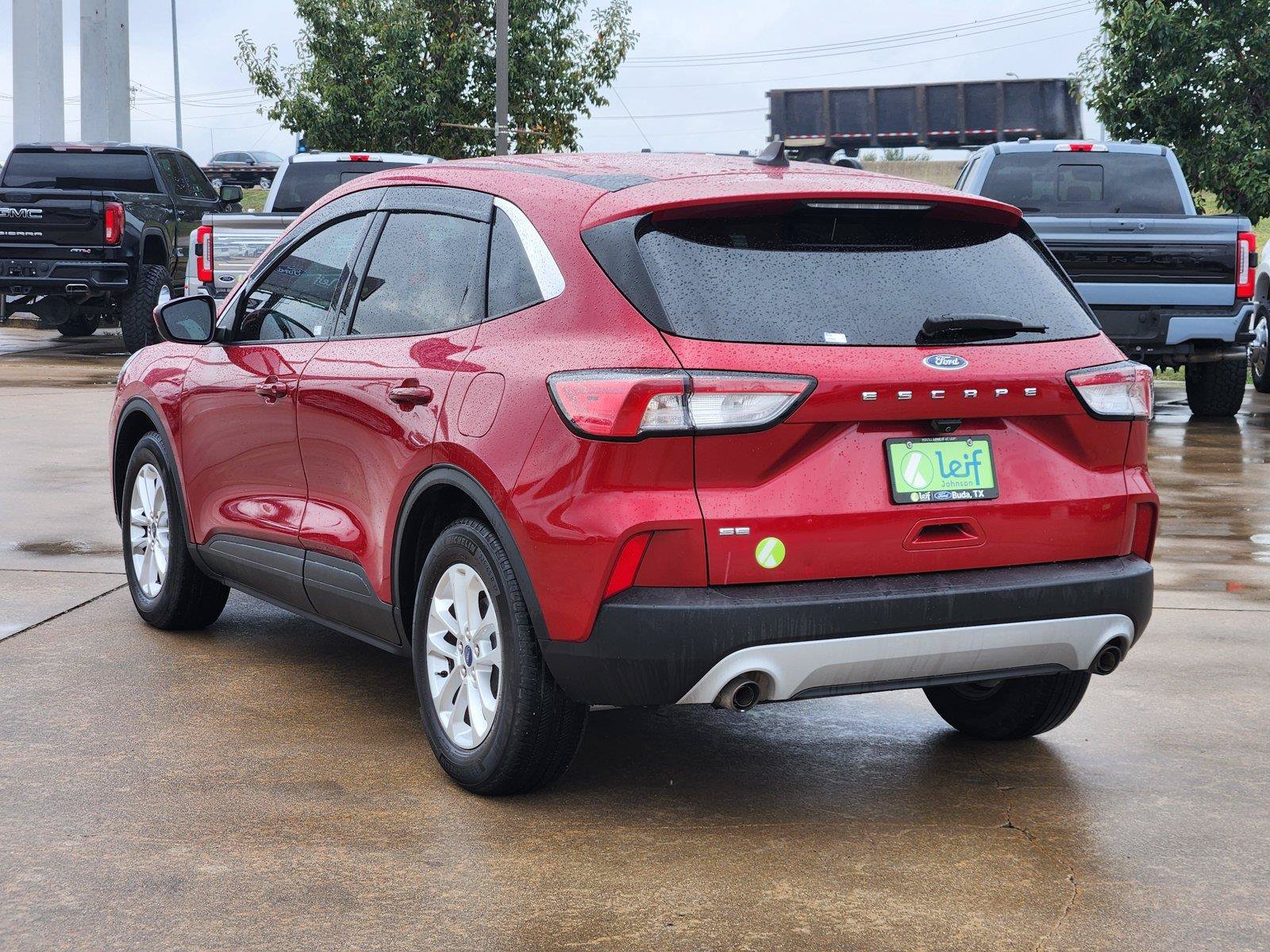 Used 2021 Ford Escape SE FWD image 4