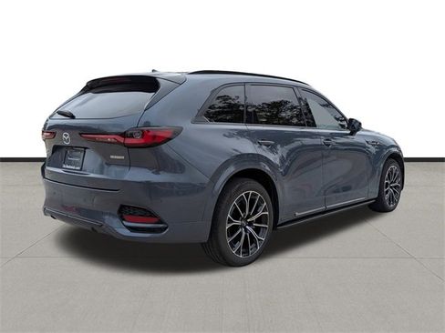 Certified 2025 MAZDA CX-70 3.3 Turbo S w/ Premium Package image 5