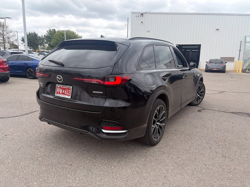 Used 2025 MAZDA CX-70 Plug-In Hybrid w/ Premium Plus AWD/4WD image 13