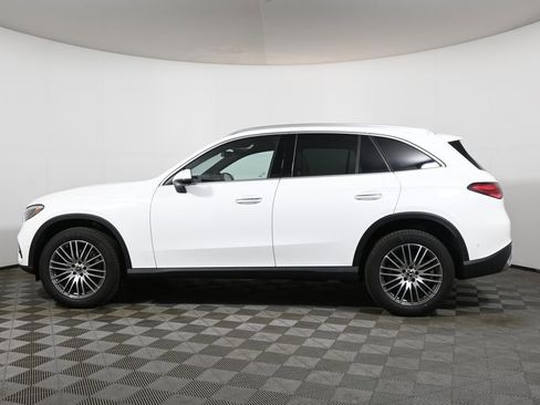 Certified 2026 Mercedes-Benz GLC 300 4MATIC image 2