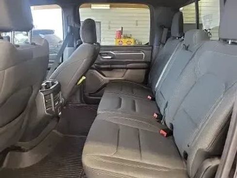 Used 2019 RAM 1500 Big Horn AWD/4WD image 9