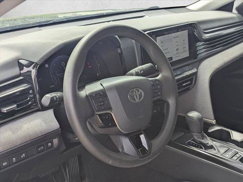 Used 2025 Toyota Camry LE w/ Convenience Package FWD image 6