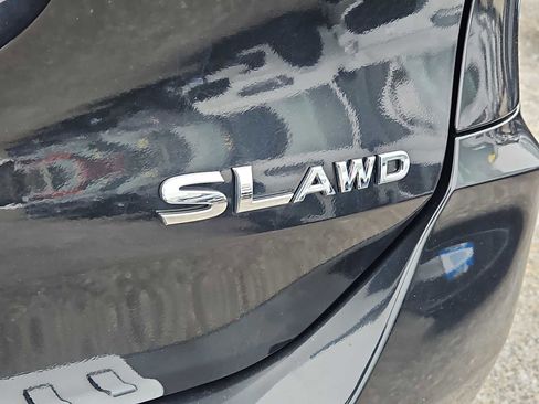 Used 2017 Nissan Rogue SL image 12