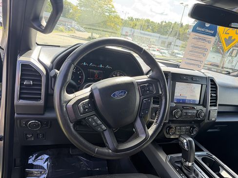 Used 2020 Ford F150 XLT w/ Equipment Group 302A Luxury AWD/4WD image 13