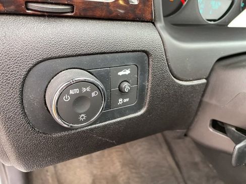 Used 2013 Chevrolet Impala LT image 21