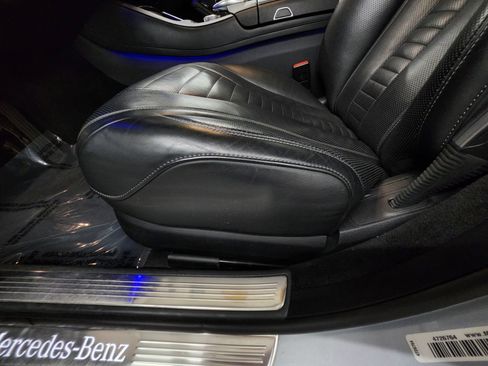 Used 2019 Mercedes-Benz S 560 4MATIC Sedan w/ Premium Package image 22