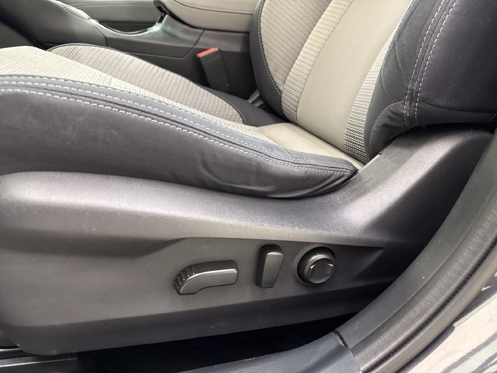 Used 2022 Subaru Outback Premium AWD/4WD image 14