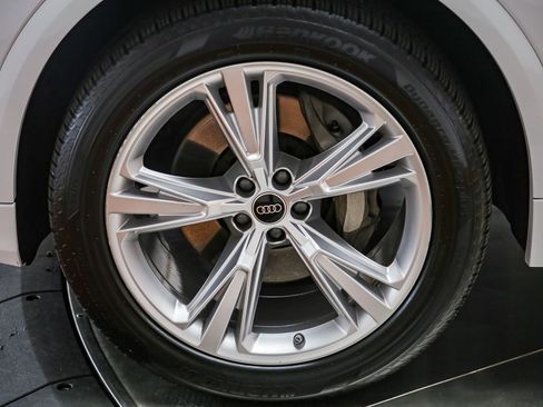 Certified 2023 Audi Q8 Premium w/ Convenience Package AWD/4WD image 10