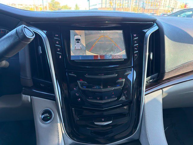 Used 2017 Cadillac Escalade Luxury RWD image 27