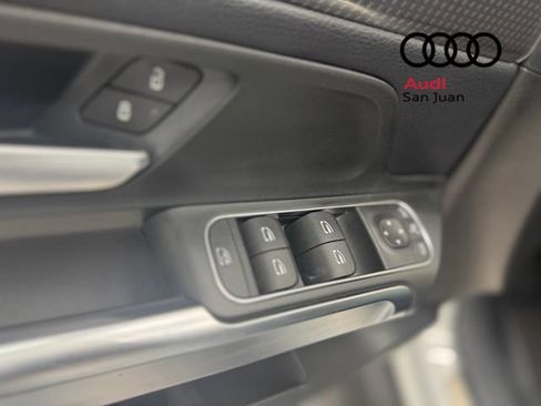Used 2020 Mercedes-Benz GLB 250 image 32
