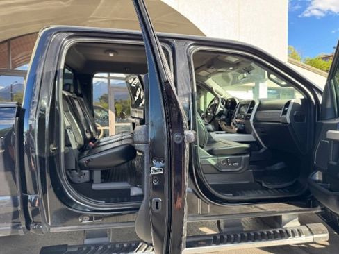 Used 2019 Ford F350 Lariat image 14