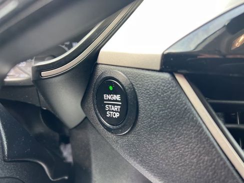 Used 2022 Ford Escape SEL image 29