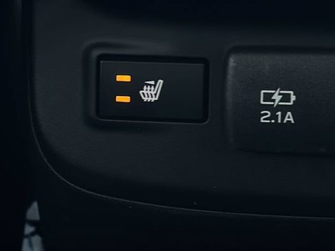 Used 2021 Subaru Outback Limited w/ Popular Package #2 AWD/4WD image 22