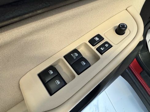 Used 2019 Subaru Outback 2.5i AWD/4WD image 10