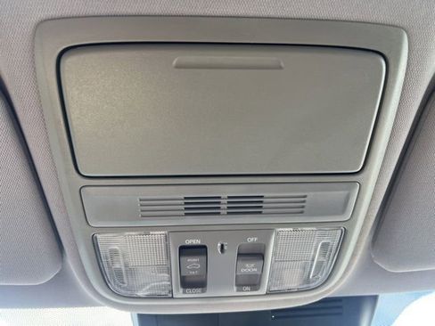 Used 2018 Honda CR-V EX image 14