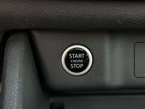 Used 2023 Nissan Rogue SV w/ SV Premium B Package image 51