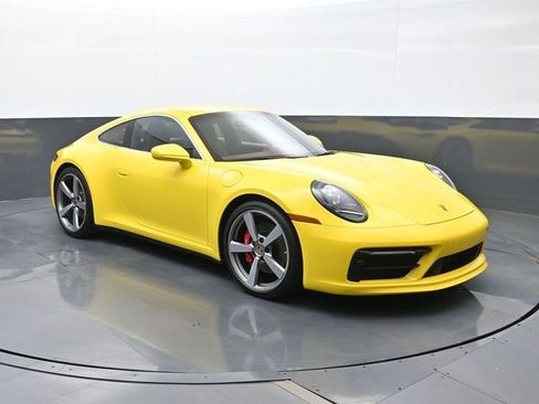 Certified 2024 Porsche 911 Carrera S RWD image 21