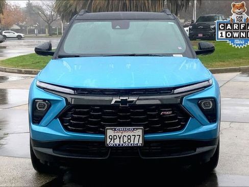 Used 2025 Chevrolet TrailBlazer RS w/ Driver Confidence Package image 3