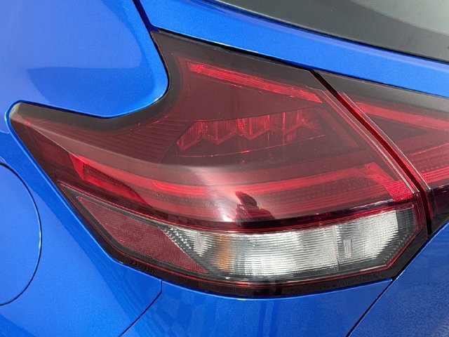 Used 2022 Nissan Kicks S FWD image 33